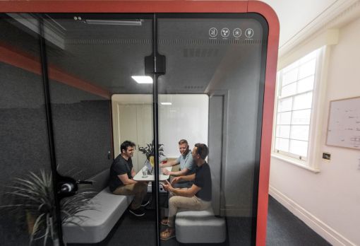 Cabine acoustique POD by Qovans