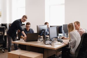 Open Space bruillant manquant de confort acoustique