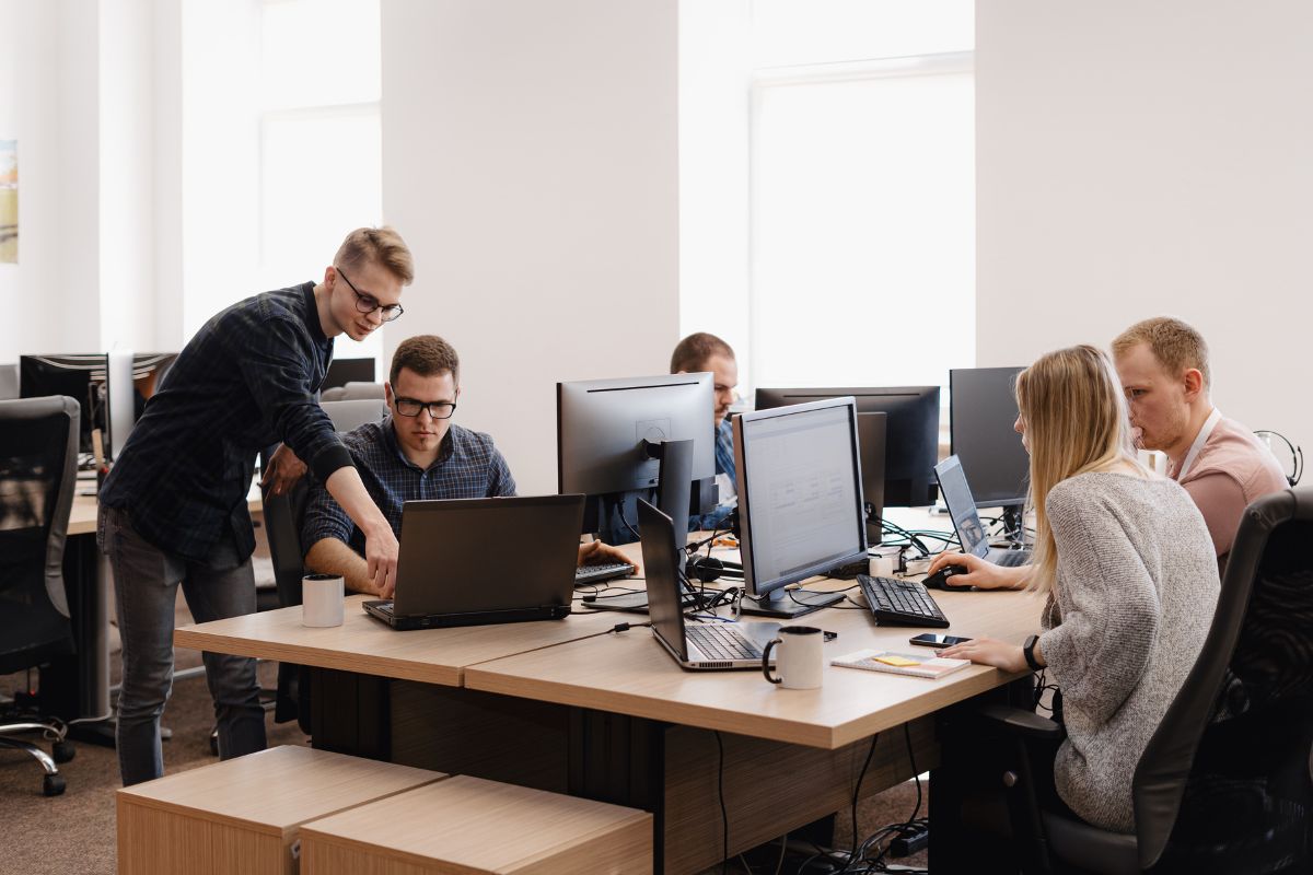 Open Space bruillant manquant de confort acoustique