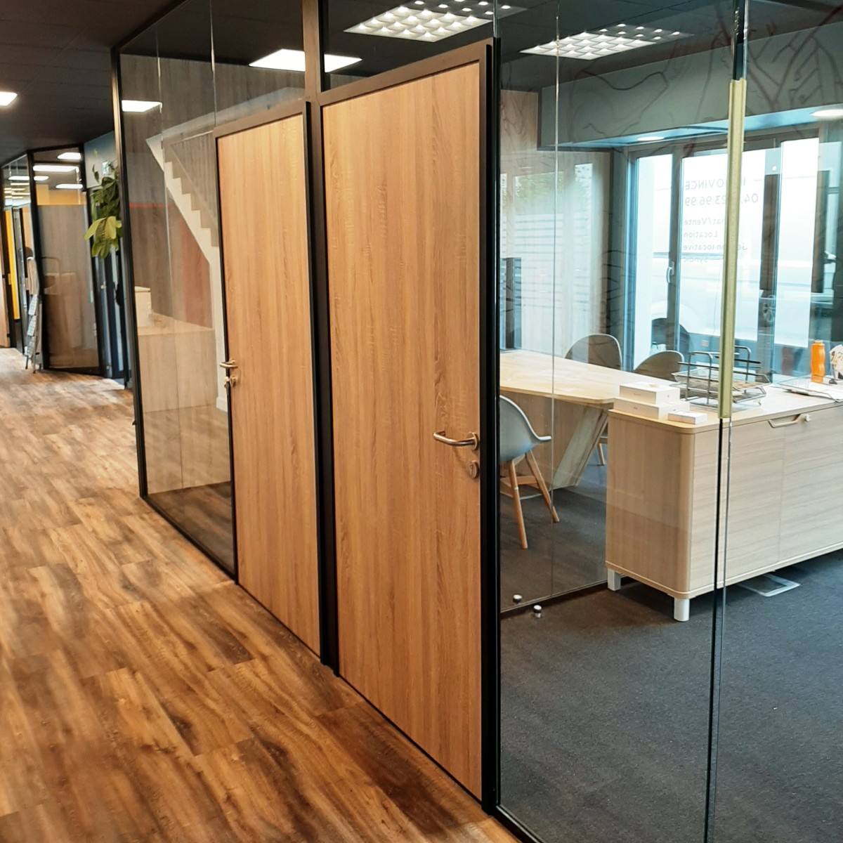 Porte à âme pleine de 40 mm - Qovans®